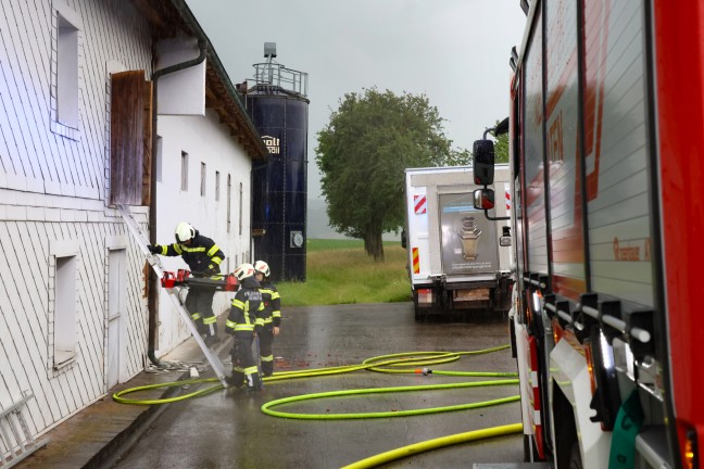 	Fassadenbrand an einem Bauernhof in Kematen am Innbach noch rechtzeitig entdeckt