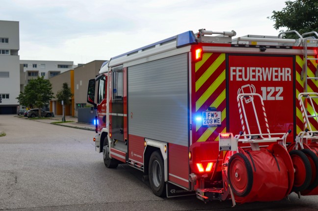 	Einsatz der Feuerwehr in Wels-Vogelweide wegen "Rauchwolke" eines Bewohners