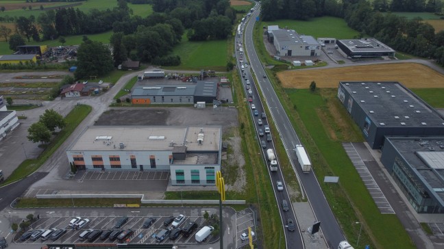 	Stauchaos: Wieder Unfall im Tunnel Ottsdorf auf Pyhrnautobahn bei Micheldorf in Oberösterreich