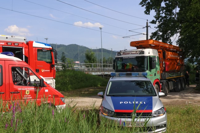 	Längerer Einsatz nach Gewässerverunreinigung in Kirchdorf an der Krems