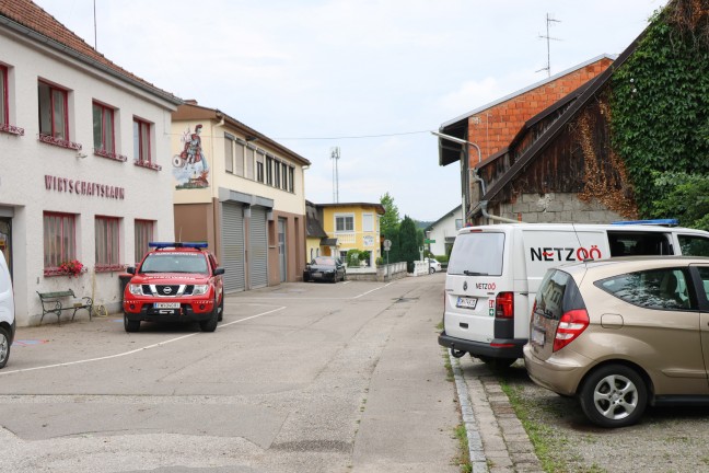 	Einsatzkräfte zu Gasaustritt in einem Gebäude in Aurolzmünster gerufen