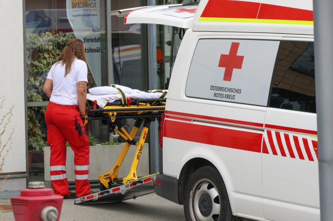 	Unwetterschäden: Alten- und Pflegeheim in Zell an der Pram mit Großaufgebot geräumt