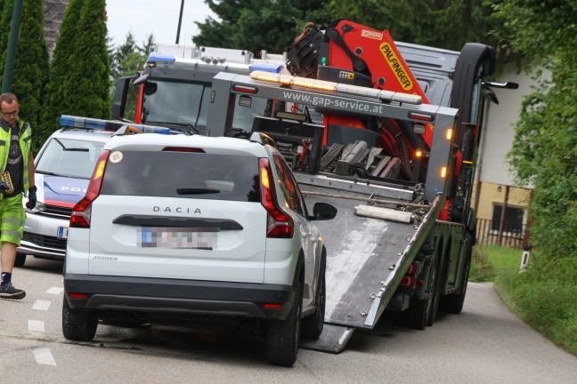 	Kollision zwischen zwei PKW bei Überholmanöver in Thalheim bei Wels