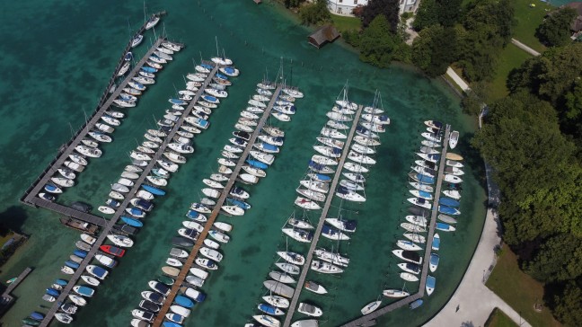 	Schörfling am Attersee: Mann (73) nach Badetag leblos im Attersee entdeckt