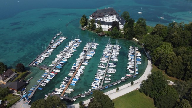 	Schörfling am Attersee: Mann (73) nach Badetag leblos im Attersee entdeckt