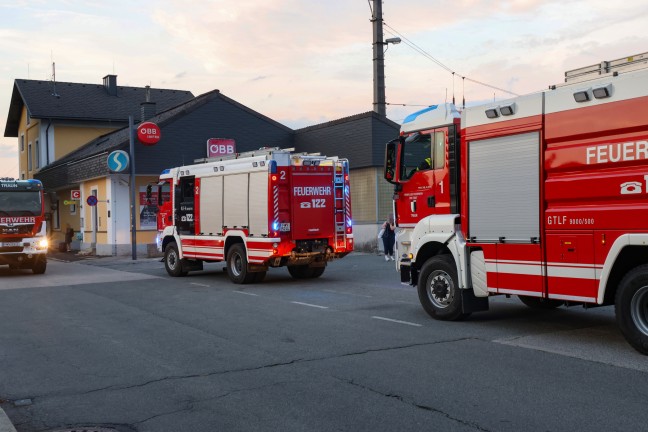 	Einsatz nach Brand an einer Regionalzuggarnitur in einem Bahnhof in Traun