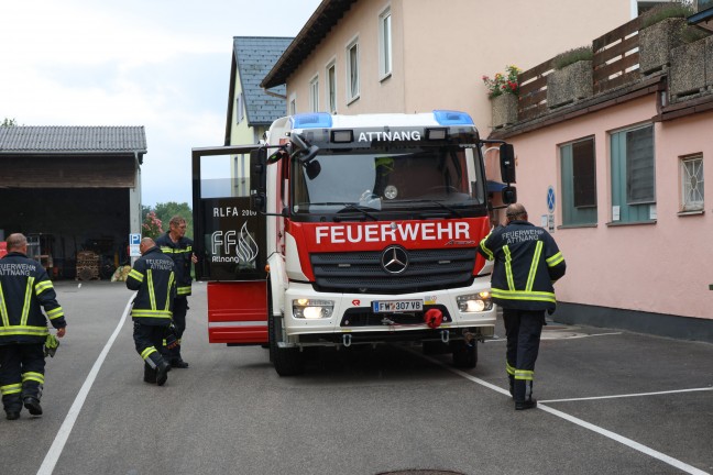 	Brandeinsatz in einem Restaurant in Attnang-Puchheim beschäftigte Einsatzkräfte zweier Feuerwehren