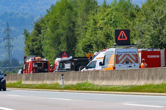 	Crash im Urlauberverkehr auf Westautobahn bei Ohlsdorf fordert eine verletzte Person