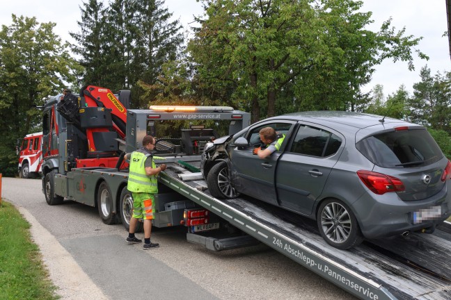 	Kollision zweier PKW auf einer Gemeindestraße in Steinerkirchen an der Traun