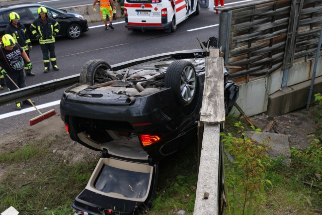 	Autoüberschlag auf Pyhrnautobahn in Roßleithen fordert drei teils Schwerverletzte