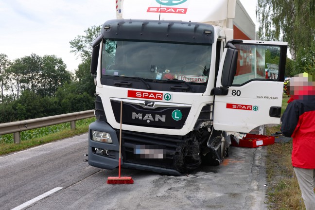 	Folgenschwerer Crash zwischen PKW und LKW auf Voralpenstraße bei Rohr im Kremstal