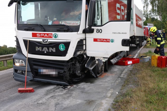 	Folgenschwerer Crash zwischen PKW und LKW auf Voralpenstraße bei Rohr im Kremstal