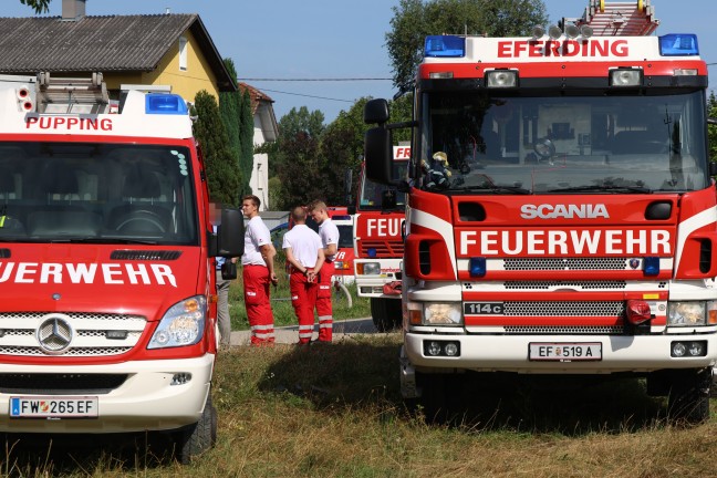 	Heftige Explosion gemeldet: Fünf Verletzte nach größerem Brand in einem Feuerwerkslager in Pupping