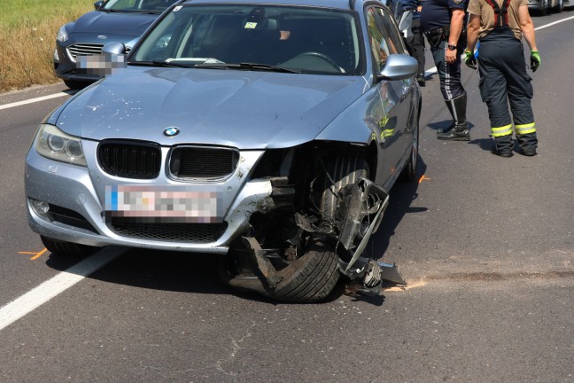 	Streifkollision zweier Autos auf Wiener Straße bei Asten fordert zwei Leichtverletzte