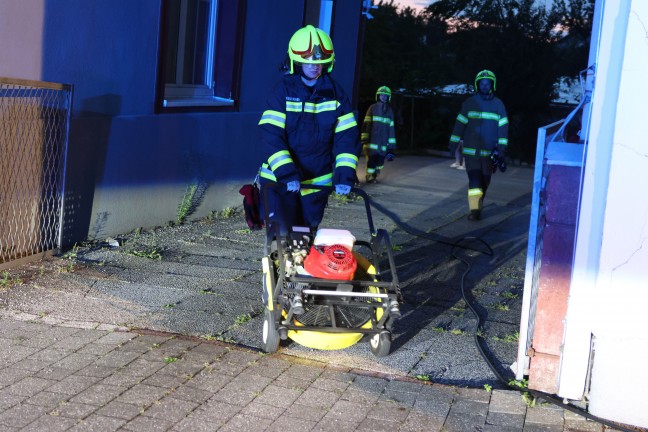 	Brand in einem Wohngebäude in Bad Hall sorgt für nächtlichen Einsatz der Feuerwehr