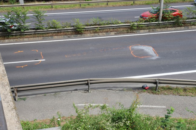 	Person auf Mühlkreisautobahn in Linz-Kaplanhof von LKW erfasst und dabei tödlich verletzt