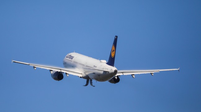 	Heftiges Gewitter über Bayern: Flugzeuge von München zur Zwischenlandung nach Hörsching umgeleitet