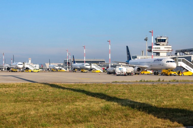 	Heftiges Gewitter über Bayern: Flugzeuge von München zur Zwischenlandung nach Hörsching umgeleitet