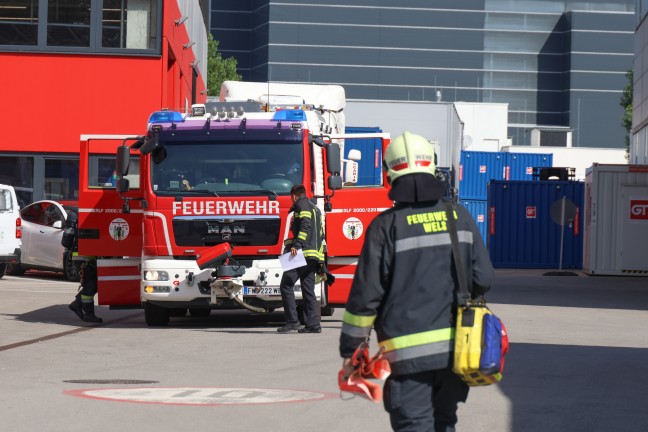 	Einsatz der Feuerwehr nach Kühlmittelaustritt bei einem Unternehmen in Wels-Pernau