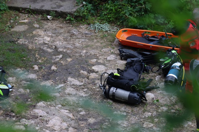 	Traunkirchen: Leiche von vermisstem Taucher (44) mittels Tauchroboter im Traunsee lokalisiert