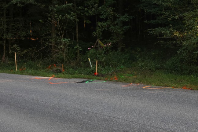 	Tödlicher Verkehrsunfall: Motorradlenker (28) starb bei Kollision mit LKW in Grieskirchen