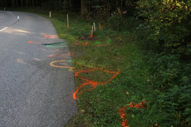 	Tödlicher Verkehrsunfall: Motorradlenker (28) starb bei Kollision mit LKW in Grieskirchen