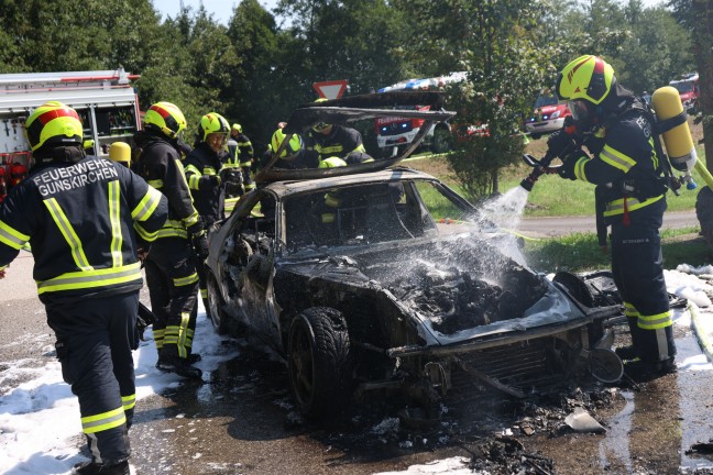 	Auto in Gunskirchen in Flammen aufgegangen