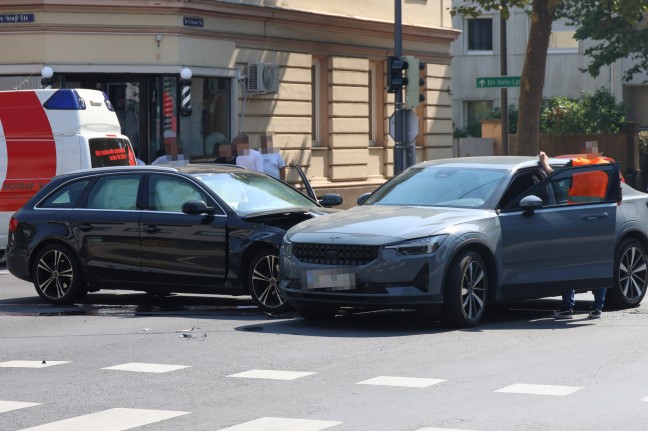 	Kreuzungscrash in Wels-Innenstadt während Arbeiten an der Ampelanlage