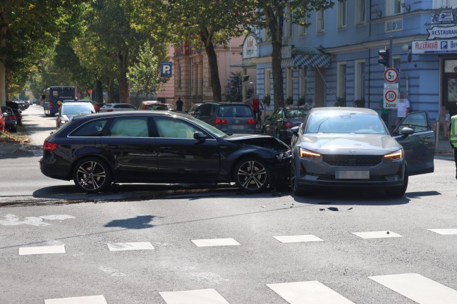 	Kreuzungscrash in Wels-Innenstadt während Arbeiten an der Ampelanlage