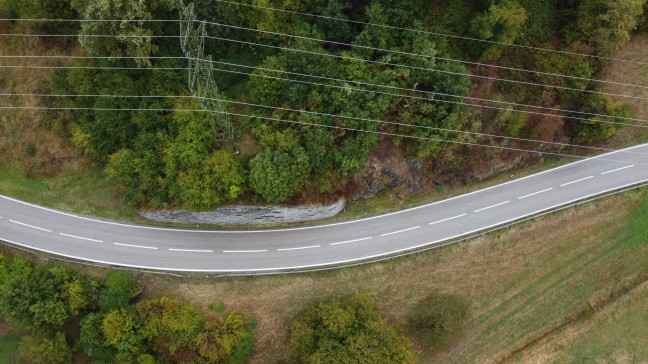 	Zwei Todesopfer (37 und 43) bei Motorradsturz auf Mühllackener Straße in Feldkirchen an der Donau