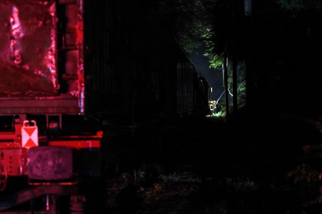 	Einsatz im Gleisbereich: Umgestürzter Baum bei Stadl-Paura blockierte Güterzug