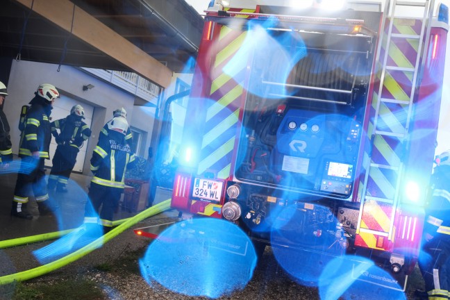 	Rauchentwicklung durch Heizungsanlage: Einsatzkräfte der Feuerwehr in Buchkirchen im Einsatz