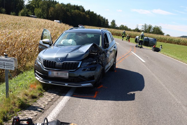 	Schwerer Crash mit drei beteiligten PKW zwischen Andrichsfurt und Taiskirchen im Innkreis