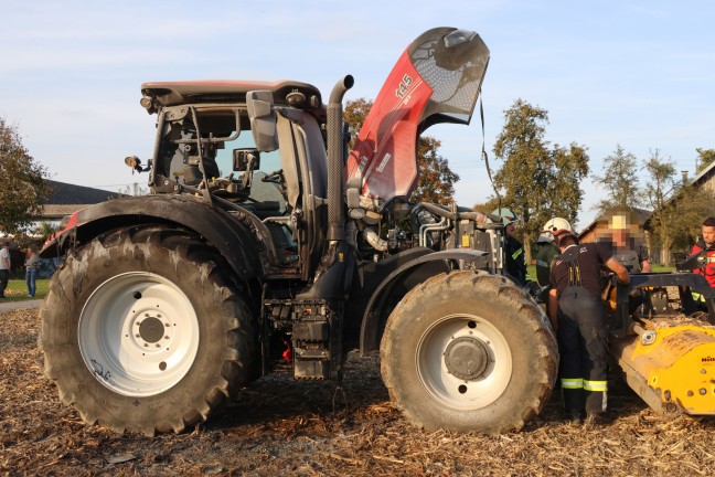 	Traktorbrand auf einem Feld in Bad Wimsbach-Neydharting sorgte für Einsatz zweier Feuerwehren