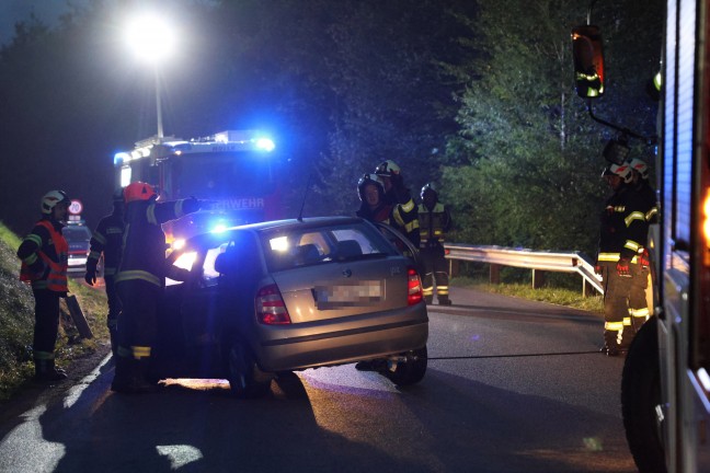 	Schwere Kollision zwischen PKW und LKW in Molln fordert eine verletzte Person