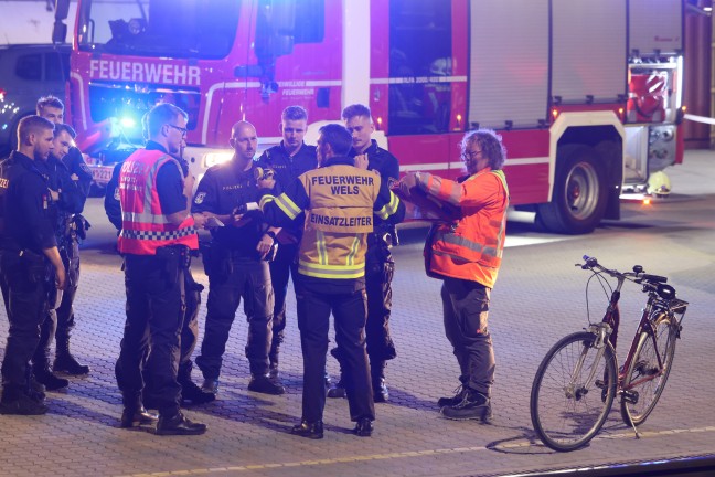 	Schadstoffaustritt: Beschädigter Tankcontainer im Bereich des ÖBB-Terminals in Wels-Puchberg