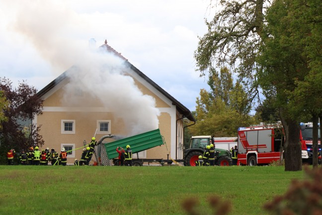 	Neun Feuerwehren bei Brand in einem Hackschnitzelbunker in Hargelsberg im Einsatz