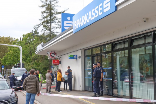 	Banküberfall: Alarmfahndung nach bewaffnetem Raubüberfall auf Bankfiliale in Linz-Urfahr