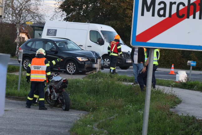 	Schwerer Verkehrsunfall zwischen PKW und Motorrad auf Wiener Straße bei Marchtrenk