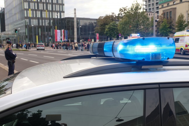 	Bombendrohung: Tausende Personen nach Drohung gegen Linzer Hauptbahnhof evakuiert