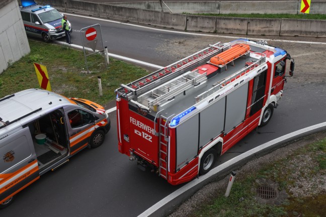 	Rübenernte auf Autobahn: LKW verlor Teil seiner Ladung auf Auffahrt zur Innkreisautobahn bei Wels