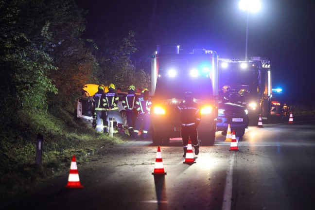 	Schwerer Verkehrsunfall auf Eferdinger Straße bei Wilhering fordert eine verletzte Person