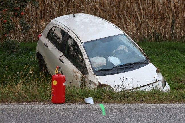 	Schwerer Crash zwischen zwei PKW in Pettenbach fordert eine verletzte Person