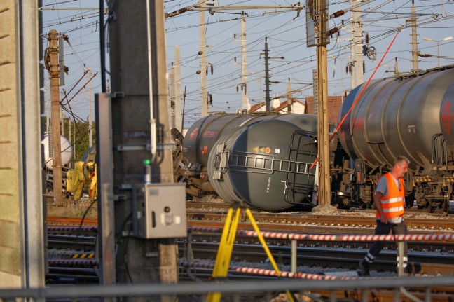 	57.800 Liter: Bei Güterzugunfall in Wels damals offenbar doch größere Menge an Styrol ausgetreten