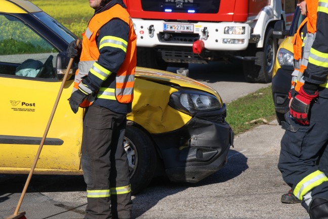 	Kreuzungskollision zwischen PKW und Postfahrzeug in Fischlham