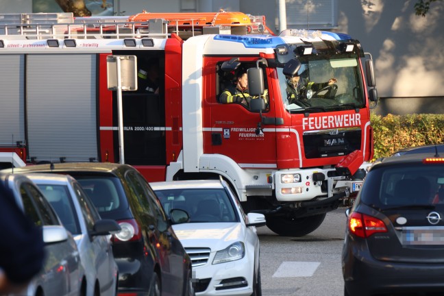 	Angebranntes Kochgut: Einsatzkrfte zu vermeintlichem Wohnungsbrand in Wels-Vogelweide gerufen