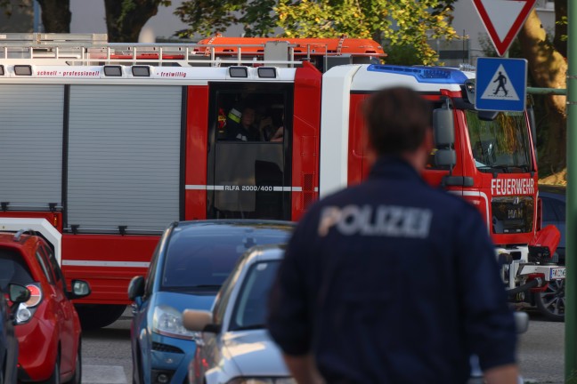 	Angebranntes Kochgut: Einsatzkrfte zu vermeintlichem Wohnungsbrand in Wels-Vogelweide gerufen