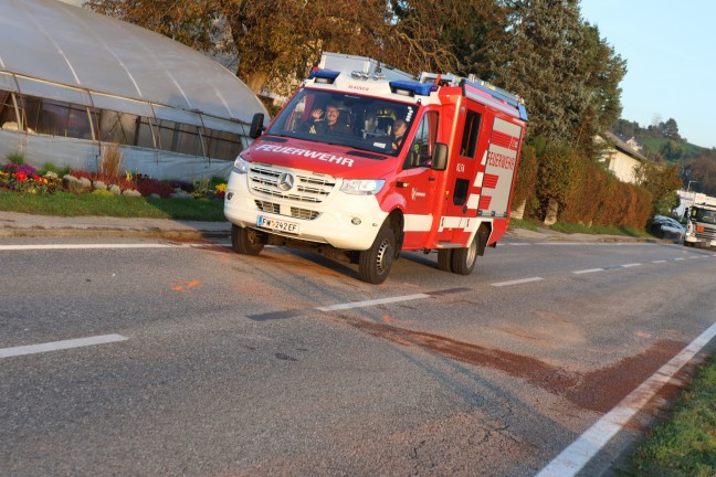 	Drei Verletzte bei schwerem Verkehrsunfall auf Theninger Strae bei Alkoven