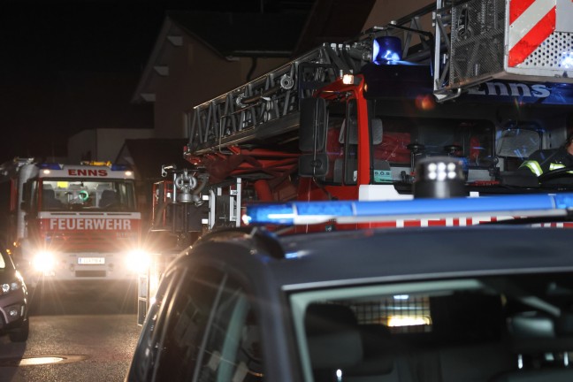 	Brennender Wschetrockner in einem Wohnhaus in Enns sorgt fr Einsatz der Feuerwehr