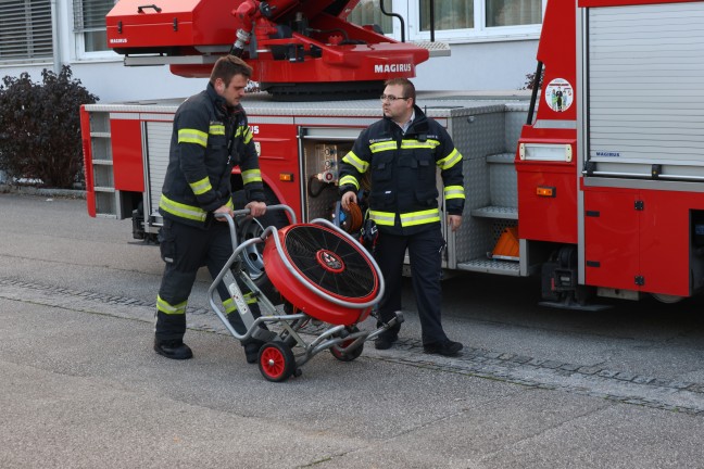 	Brand in einem Firmengebudekomplex in Wels-Pernau